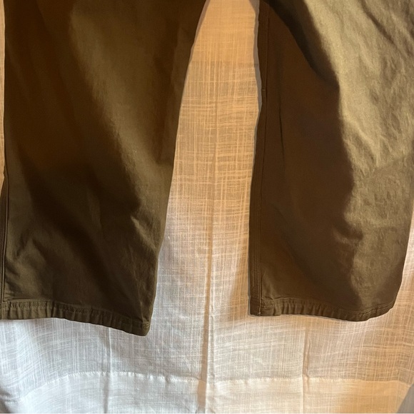 Duluth Trading Co Womens Double Knee stretch work pants 18 x 29 Army Green - Picture 8 of 11